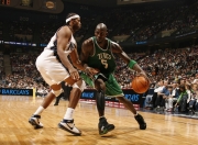 曼联观众热烈欢呼！，大坂直美迎来十二赛季出色发挥全场沸腾不已